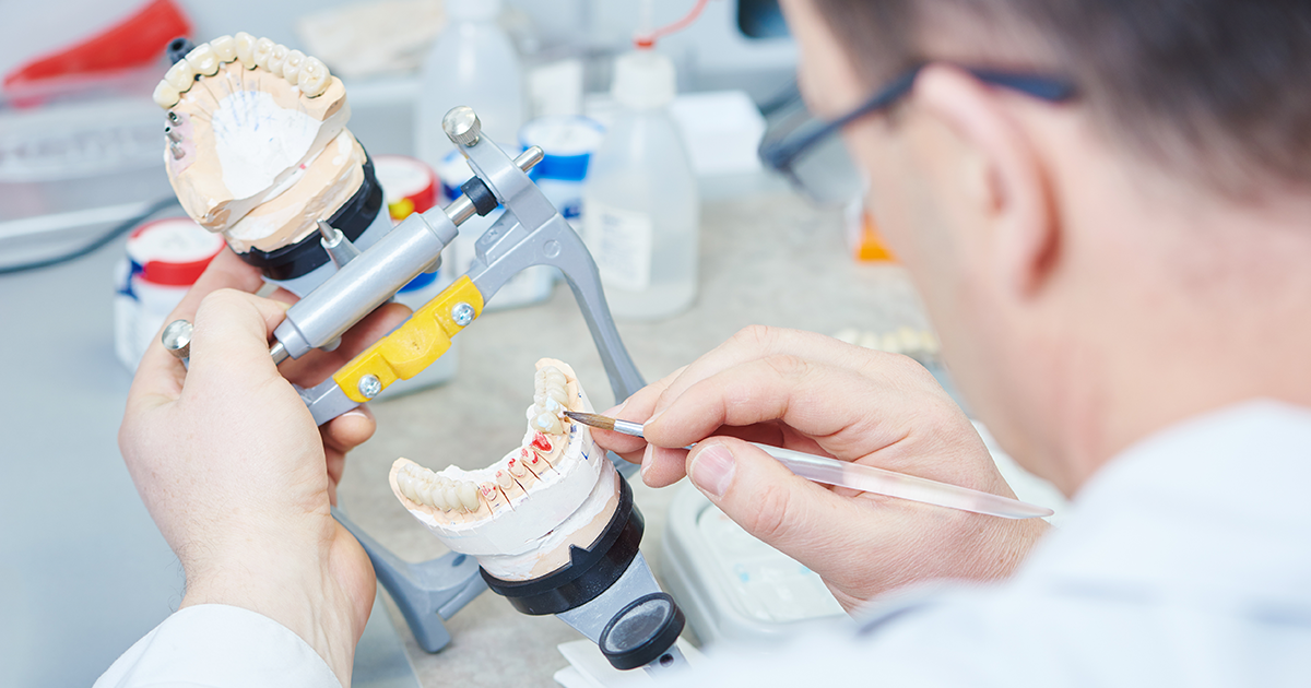 Ulla Schmitz | Zahntechnik in Kooperation